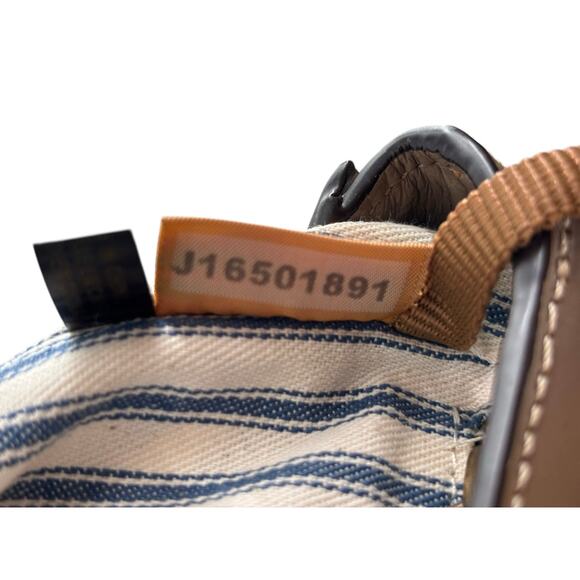 Dooney & Bourke Saddle Bag Crossbody Beige Leather Old Money Equestrian - Picture 8 of 16